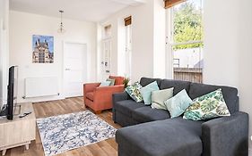 Spacious 2 Bedroom House With Stunning Views